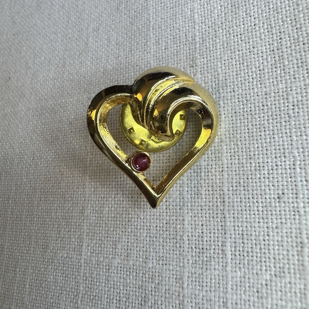 Small Gold Toned Wave Heart With Red Stone Pin 1980s Love
